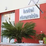 호텔 Riverside 4*