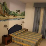 호텔 Riverside 4*