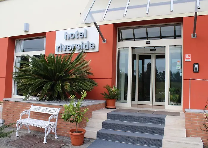 Szálloda Riverside 4*